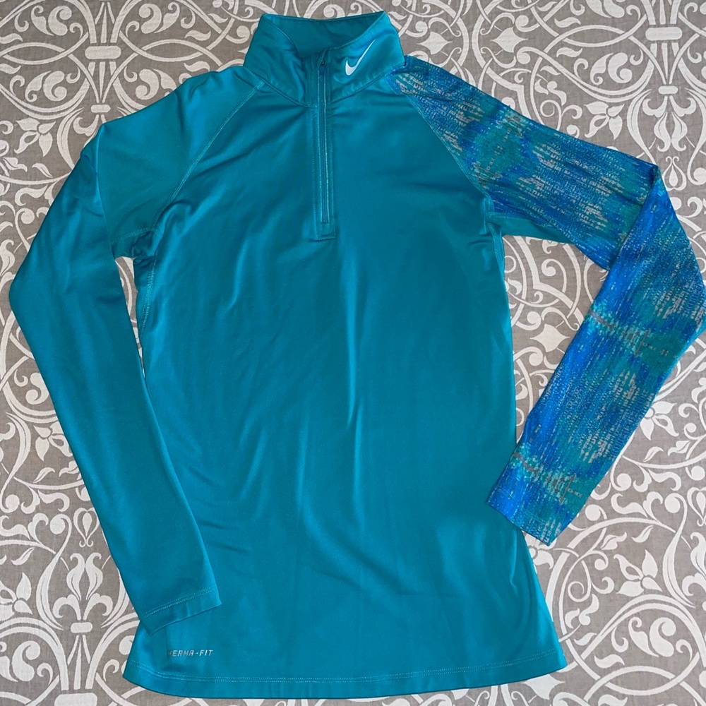 Nike fitted active long sleeve blue top